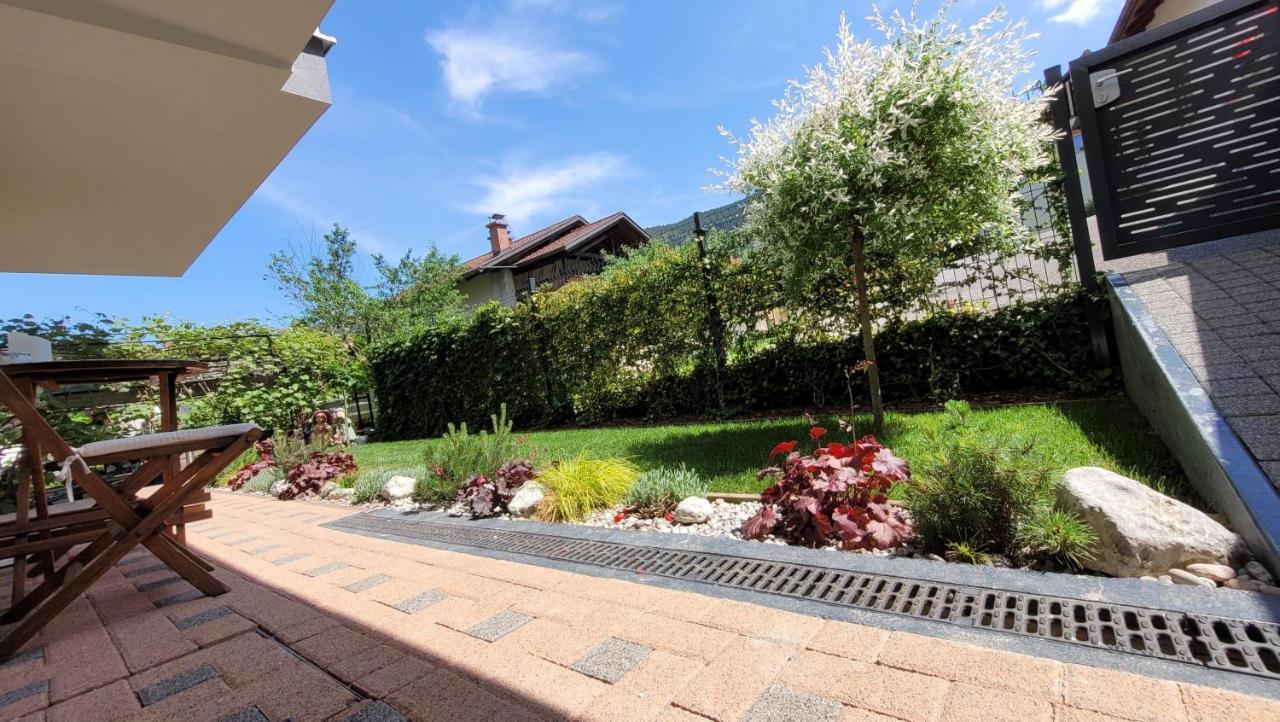 Apartma Julija Luce ภายนอก รูปภาพ